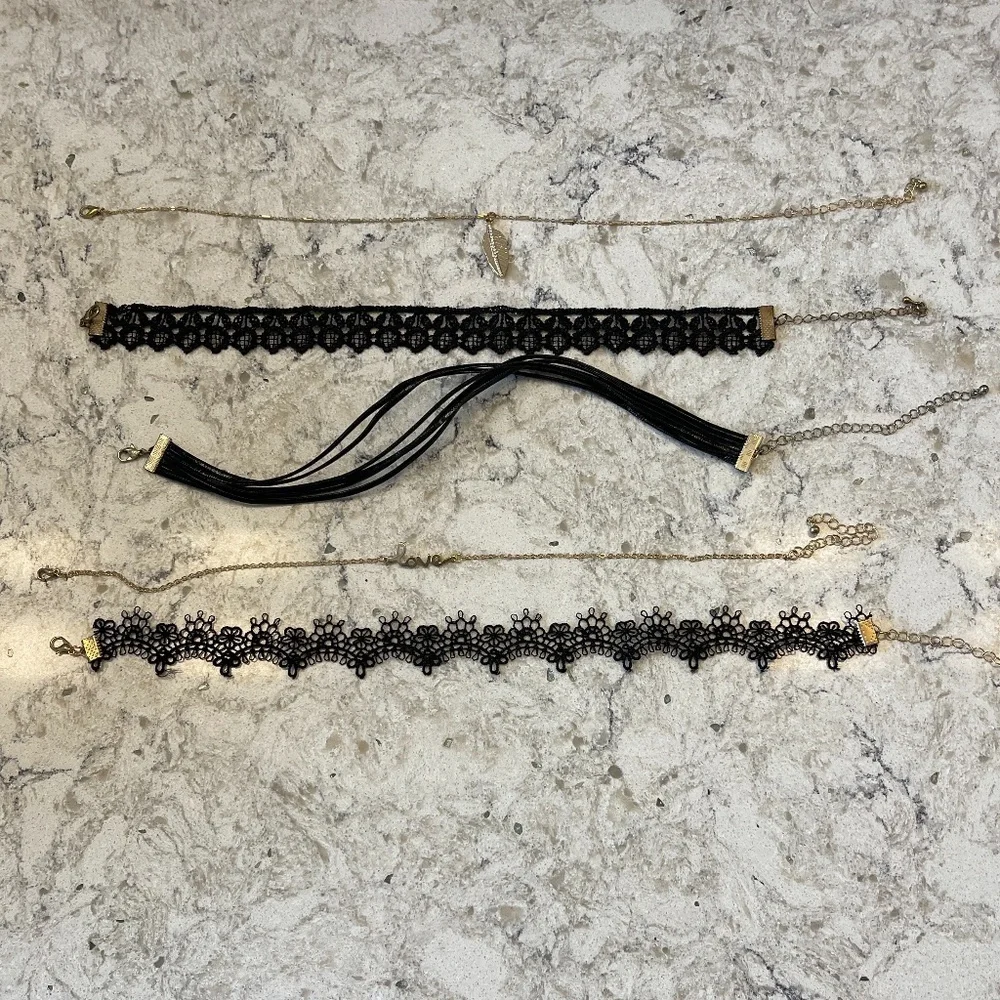 Nice 5 Mixed Choker‎ necklaces